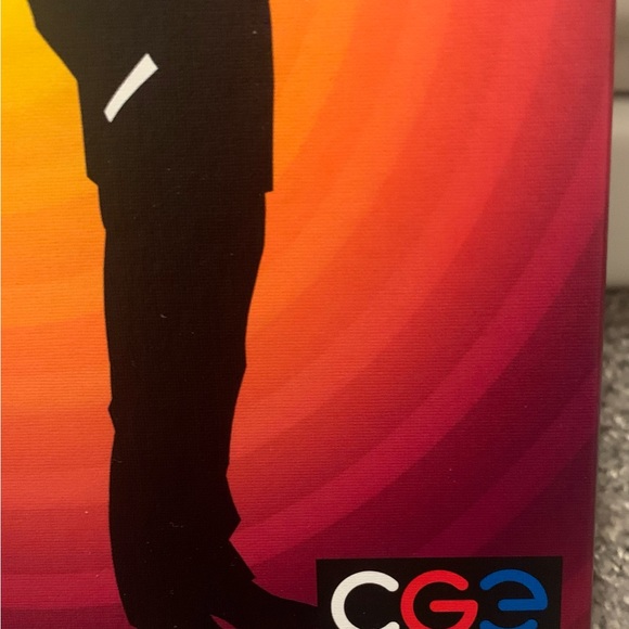 New Codenames Game 2-8 Players Popular English - Picture 4 of 11